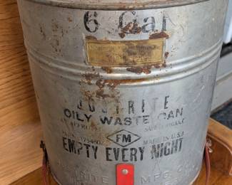 Vintage Jostrite 6 gal waste can.