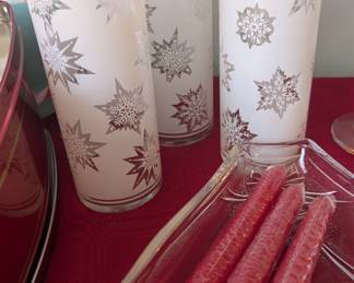 Vintage MCM atomic Snowflake Christmas glasses.