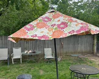 Retractable shade umbrella