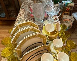 Lots of beautiful glassware on this table. And this is where the Uranium Glass and Cadmium Glass can be found. Bring your UV flashlight!!