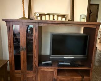 This is a nice, versatile entertainment center.
