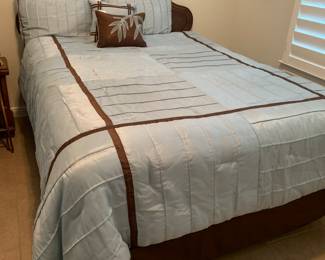 Queen size bed