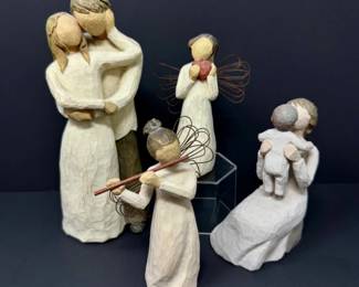 60 WillowTreeFigurinesbySusanLordiAngelFamilyThemes
