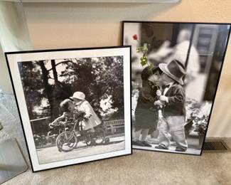 59 2LargeFramedPrintsVintageKidsKissingPhotosBW