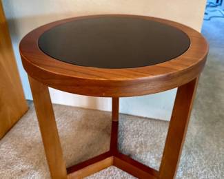 44 RoundBlackSideTableWoodFramewGlassTopTriangularBase