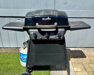 65 CharBroil3BurnerGasGrillwSideShelvesPropaneTank