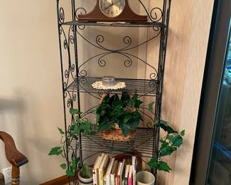 bakers rack, several longaberger baskets