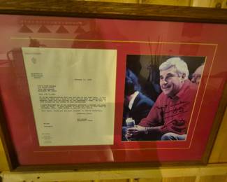 Bob Knight signature