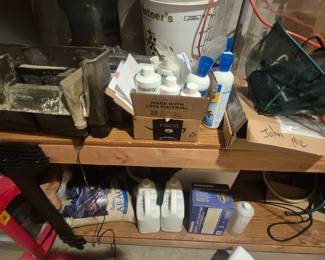 Aquarium supplies