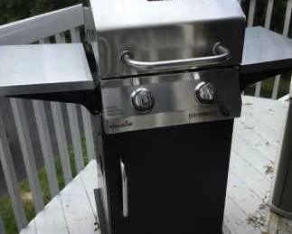 CHARBROIL Gas Grill