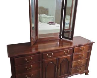 PENNSYLVANIA HOUSE Cherry Dresser
