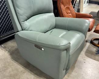 Leather Recliner Orlando Estate Auction