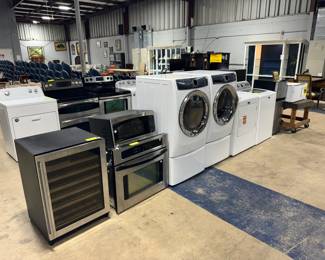 Wine Cooler, Stoves, Washer & Dryers Orlando Estate Auction