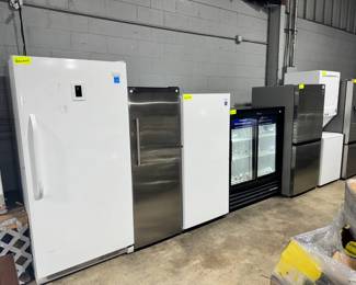 Refrigerators, Merchandisers, Freezers, Refrigerators and Washer & Dryers Orlando Estate Auction