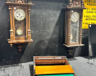 Wall Clocks and Traveling Desk Orlando