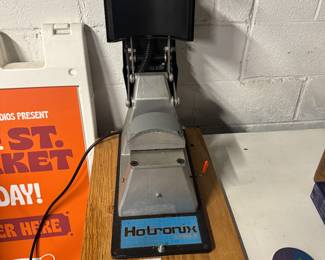 Hotronix Thermal Cap Press - $475.00