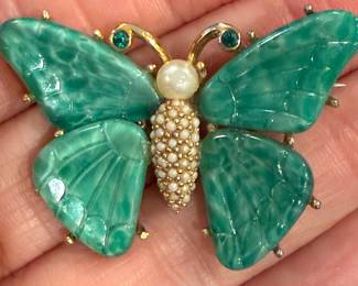 Vintage Ciner Pin