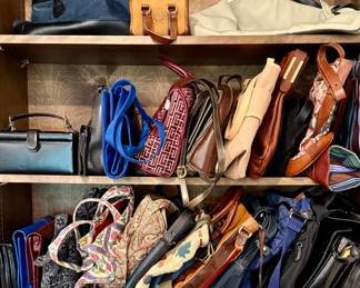 Lots of Vintage Purses