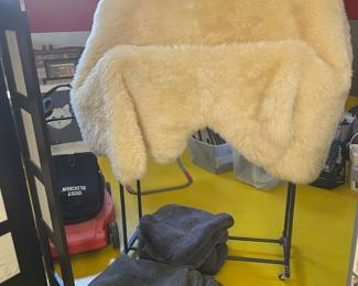 Porsche lambskin seat covers. X-large sheepskin cover/rug