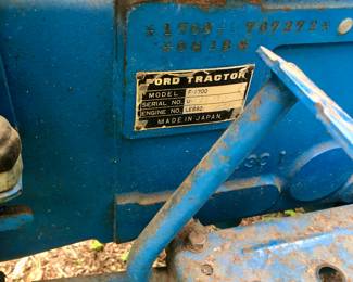 Ford F-1700 Diesel Tractor
364 hours
3 implements