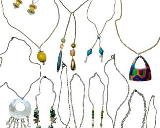 ... in The House
Antique To Modern Costume Jewelry
Summer Sale Necklaces 