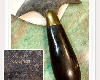 Gomph half round knife saddle maker leather tool with a rosewood handle.
6" •4.25"