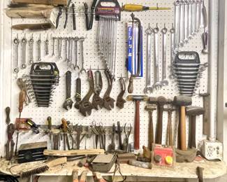 Hand Tool Collections and Sets
Hammers: ball peen, dead blow, and body hammers
Wrenches • Clamps