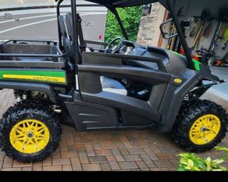 John Deere RSX860m. 2018…46 hours..
Just had a complete service..a $3,000 value!
Ready to go!