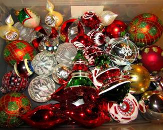 Many quality glass ornaments