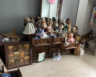 dolls