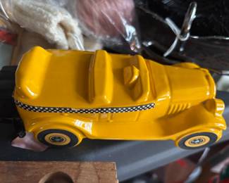 avon yellow car