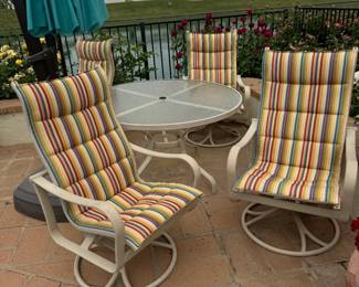 Table & 4 Chairs Set