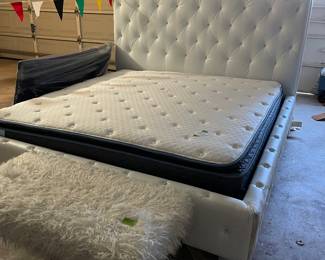King size tufted bed, Sealy Sleepy mattress