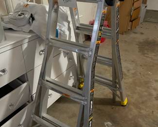 Adjustable ladder, new