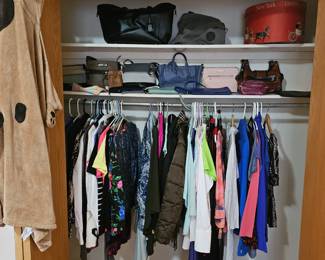 Women's clothing mostly sm and med