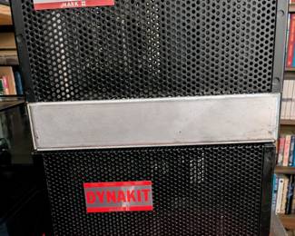 2 Dynakit 2 Amplifiers
