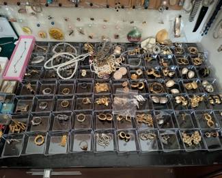 Vintage Jewelry