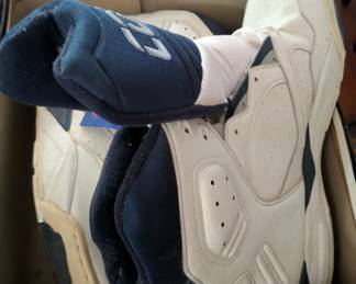 Brand New Never Worn Still in Box Vintage Converse Size 15