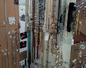 Vintage Jewelry