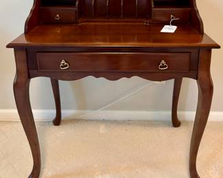 $250 - Vintage Queen Ann style writing desk by Bombay company (33x21x34)