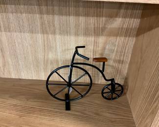 Home Interiors Decorative Wrought Iron Bicycle Figurine