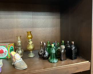 Miniature Oil Lamps & Miniature Glass Bottles