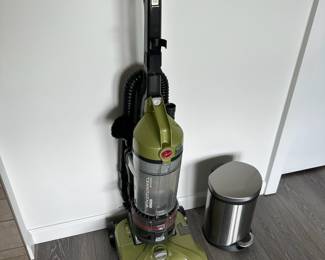 Hoover Windtunnel T-Series Rewind Plus Upright Vacuum Cleaner 