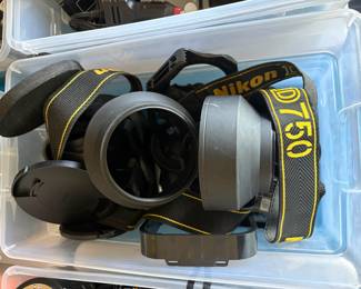 Camera Lens Hoods for Nikon