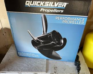 Quicksilver Black Diamond Propeller