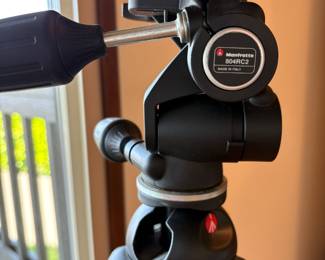 Manfrotto Camera Tripod with Manfrotto 804RC2 Head