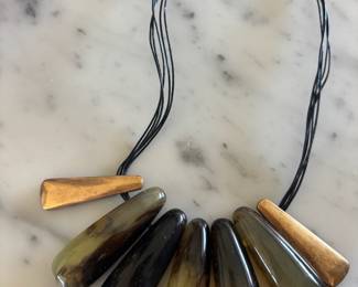 Faux Tortoise Shell & Golden Necklace