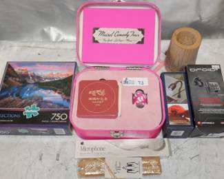 LOT MISC INCLUDING MARVELOUS MRS. MAISEL SWAG BOX, FLEXIBLE GRILL LIGHT, BUFFALO PUZZLE, AND MORE