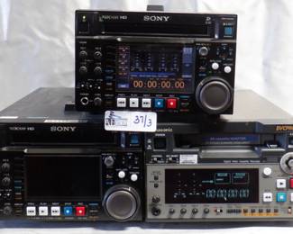 LOT OF 3 ELECTRONICS INCLUDING SONY PDW-HD1500, PANASONIC DVCPRO 50