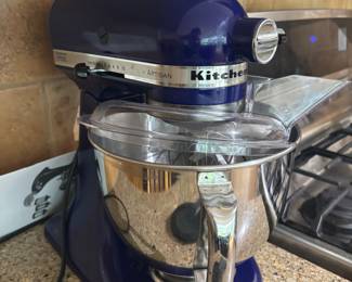 KitchenAid Mixer - Tilt Head